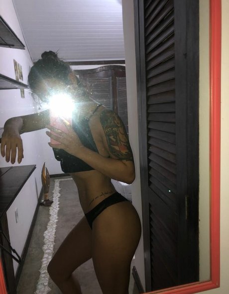 Nossa Gaucha star naked photos