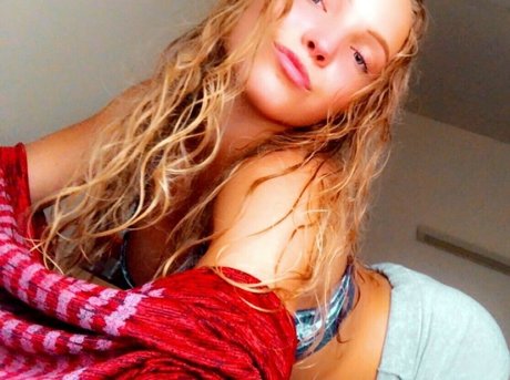 Evie Erikson erotic pornstar images