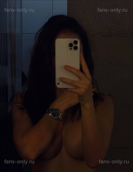 Jenny Hanna star naked pics