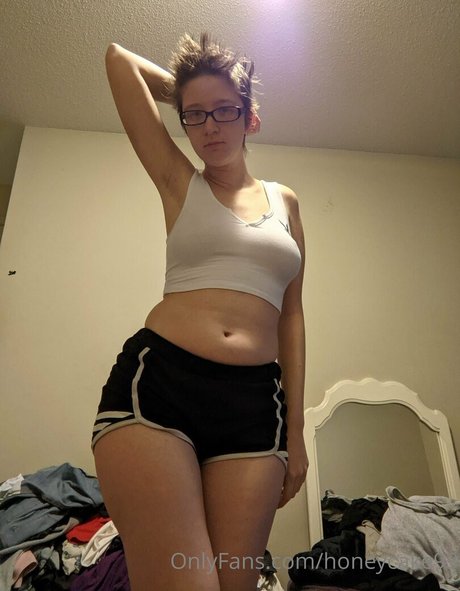 honeycake93 star xxx pics