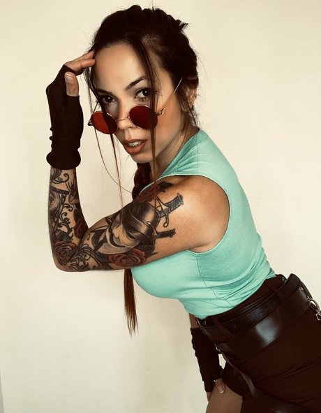 sirenafree pretty model img