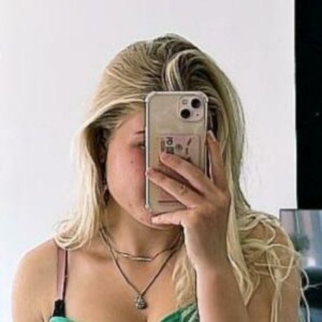 Kusrubxx erotic star image