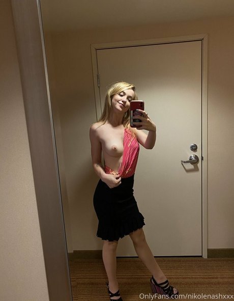 Nikole Nash pornstar xxx pictures