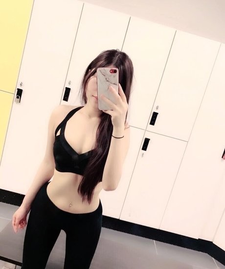 Vivika Babe model nude archive