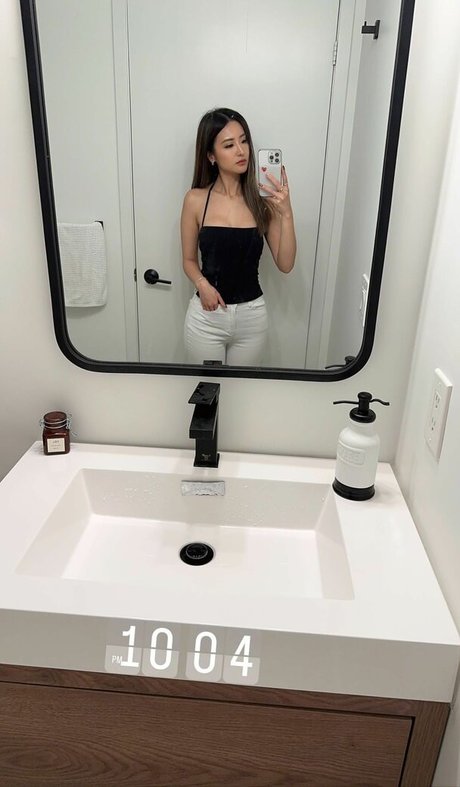 Emily108 star beautiful pictures