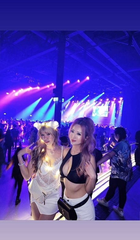 Emily108 nudes star img