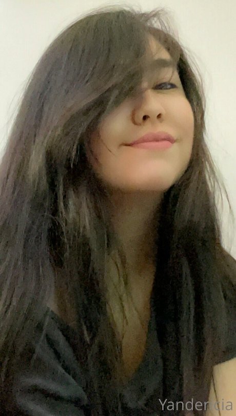 yandericia pornstar pretty photos