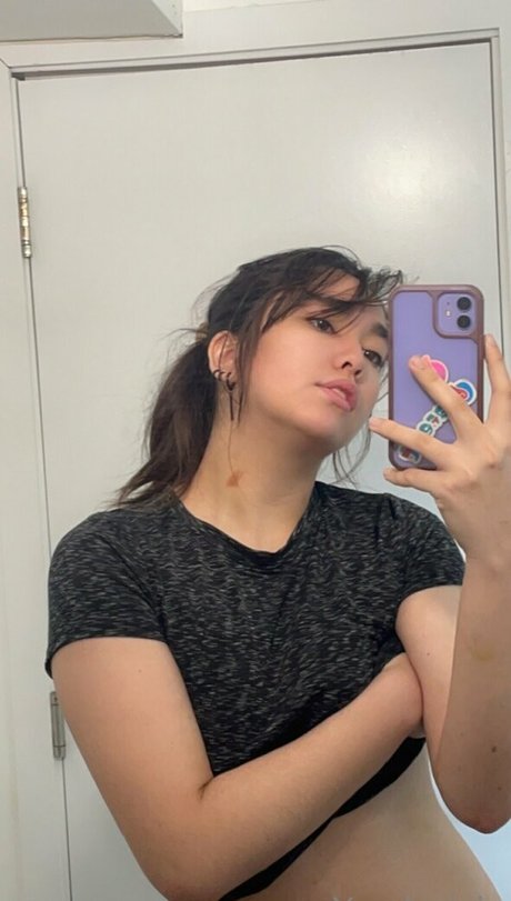 yandericia hot star pic