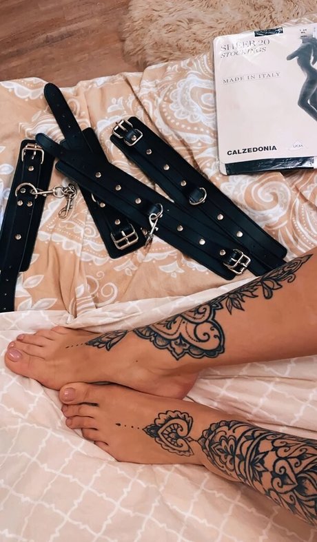 hell voron adult actress pics