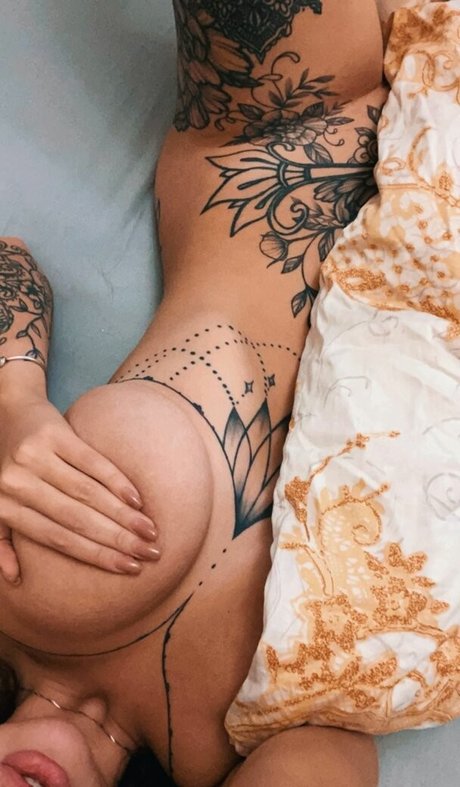 hell voron naked star pic