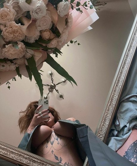 hell voron star hot pic