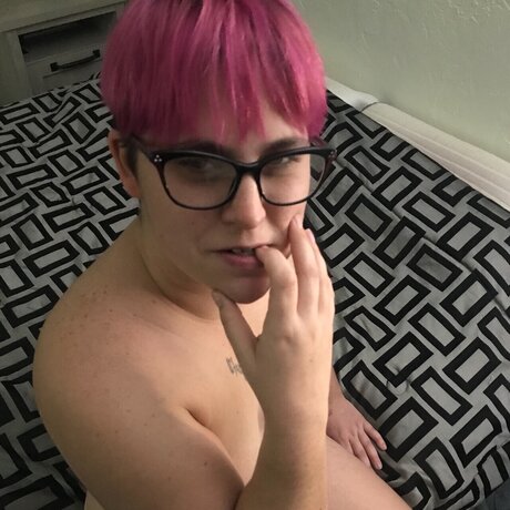 Tiff Valentine model top images