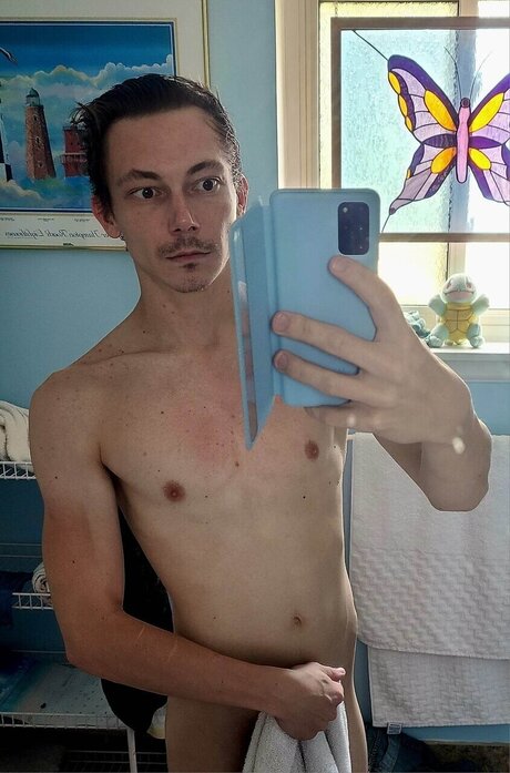 Chipeast11 model pornographic pics