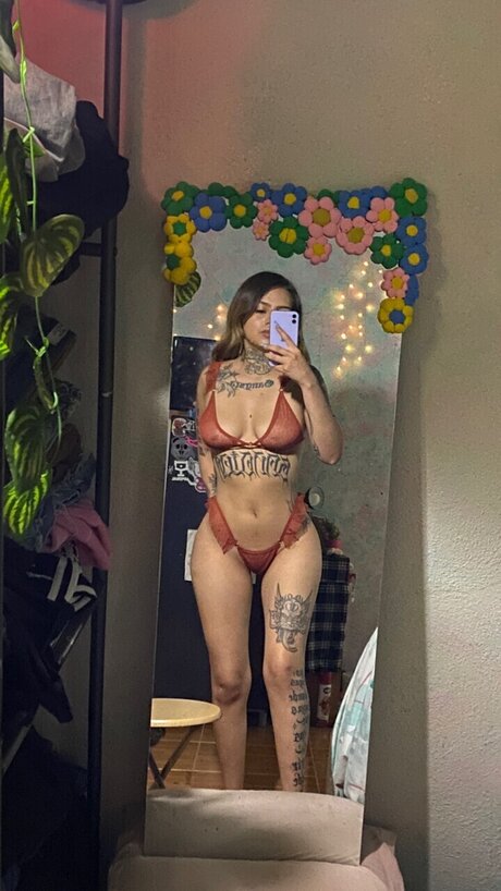 Namisi Ganesha pornstar naked picture