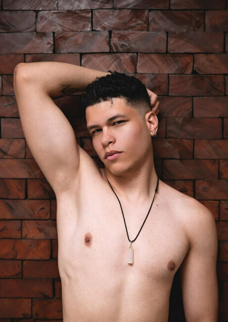 Gustavo Selvenca free star images