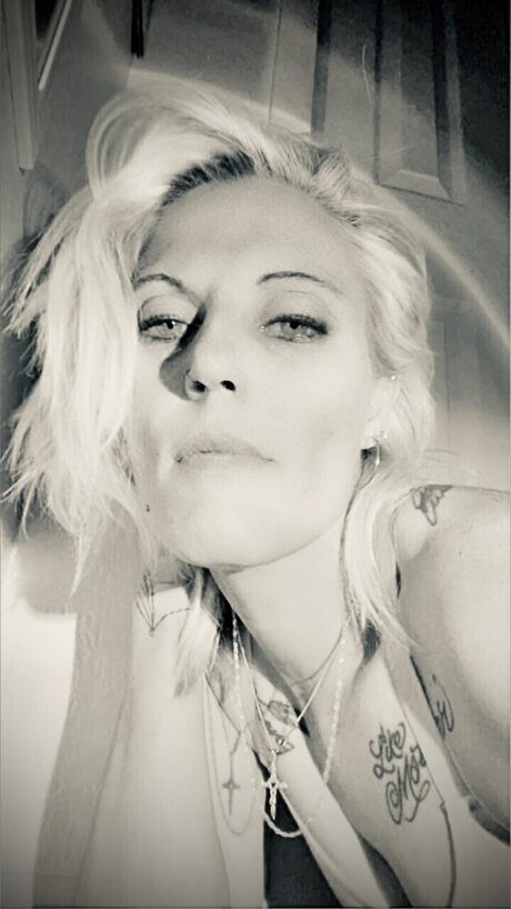 Hazeleyes_ model best archive