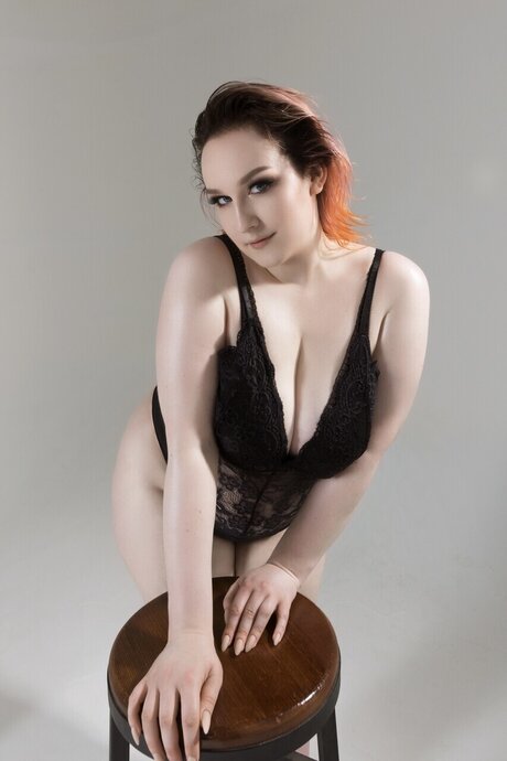 Wisperia sexy pornstar pic