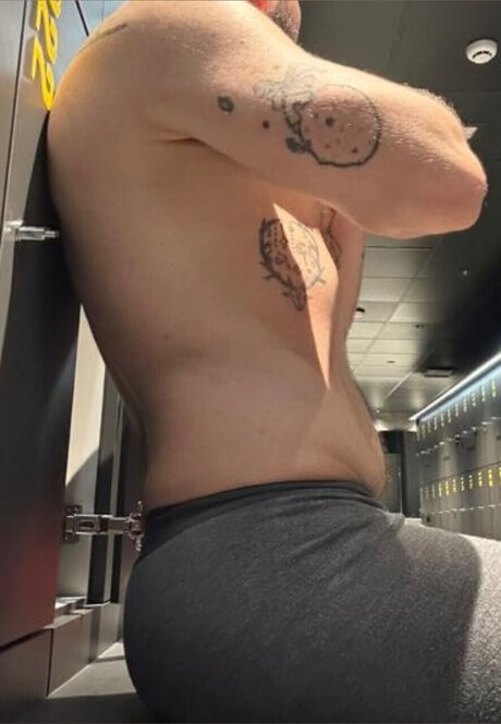 Dami naked pornstar photos