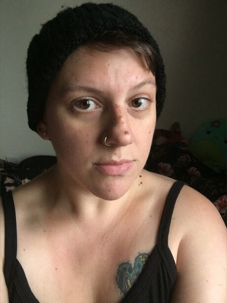 Sally Stitches pretty pornstar pic