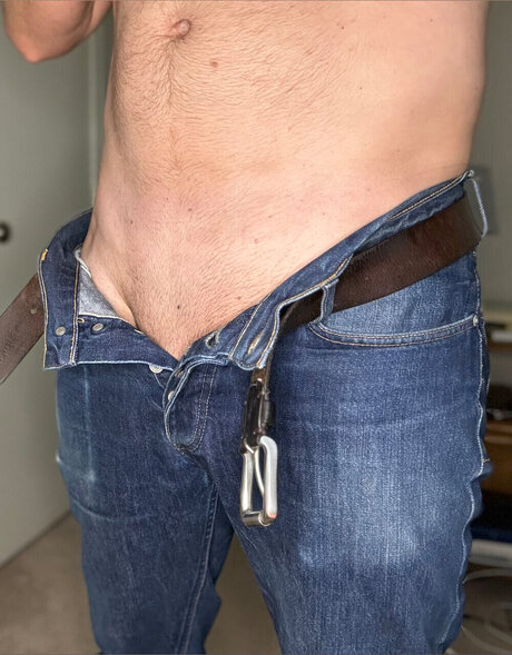 SoloWandering model xxx picture