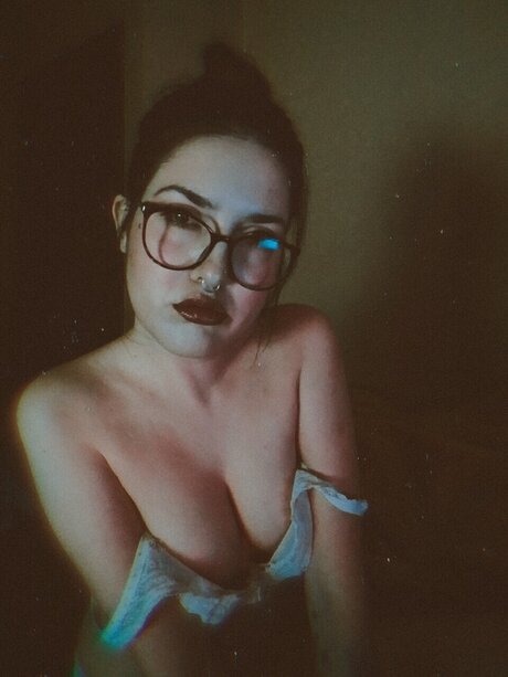 Zeppelin nudes actress picture