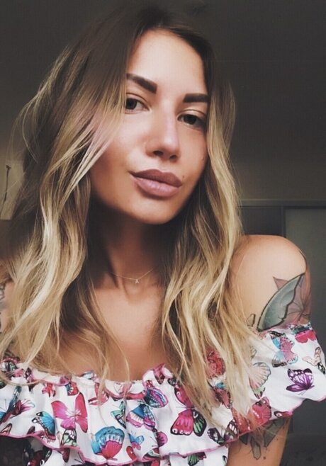 Vulva_ art pornstar archive