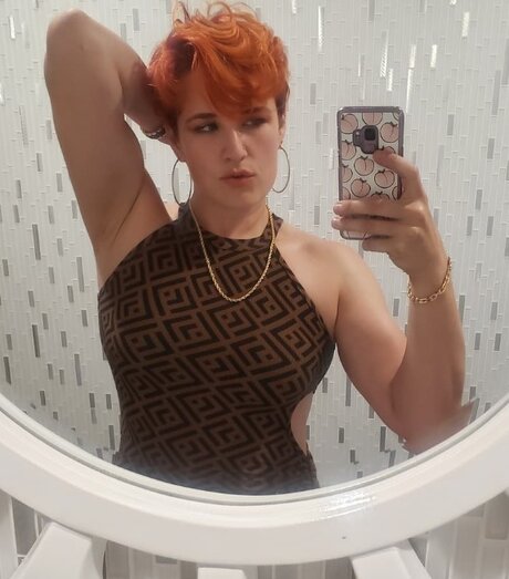 Julie Caskey model nice pic