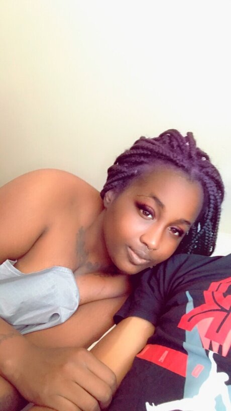 Mookielovee erotic pornstar photo