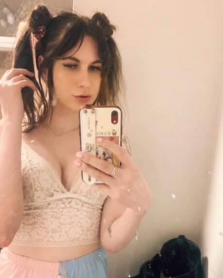 Sweetful porn actress photos