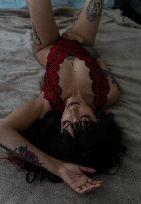 Kosmic Bella model sex pictures