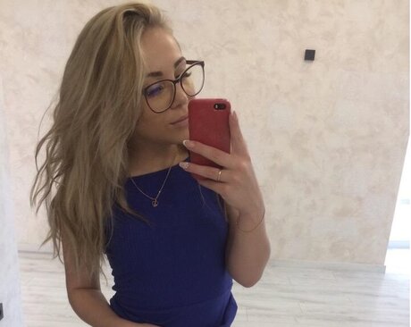 Candymini model hd pic