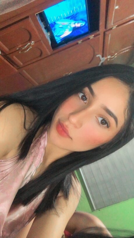 keymorales model naked pic