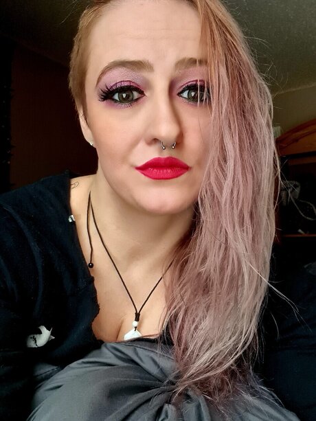 ElleMajesty hd star img