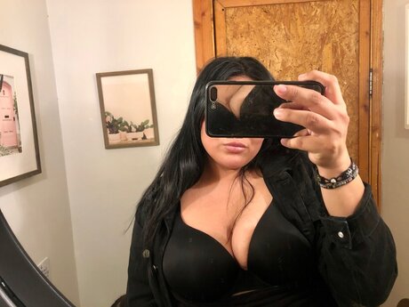 Youandmyself beautiful pornstar pic