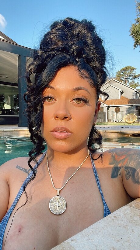 Christinatexasdime nudes pornstar pictures