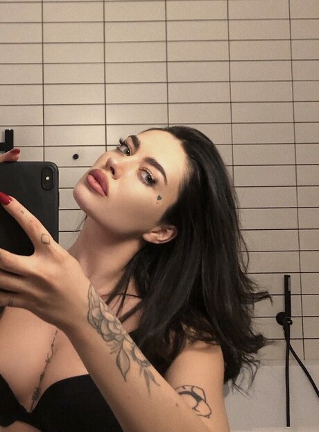 Daryna Lozinska star best pic