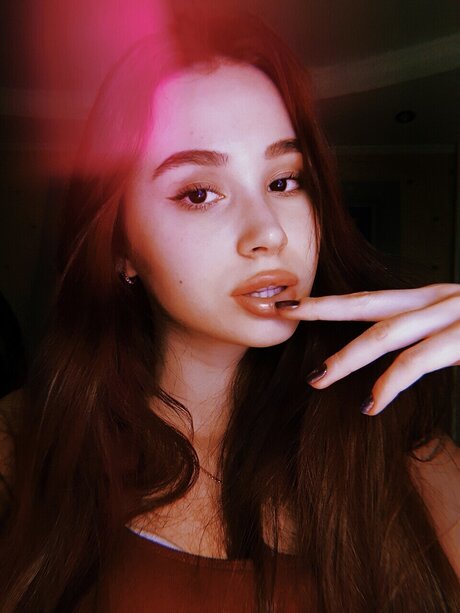 Sfoxi star nude pictures