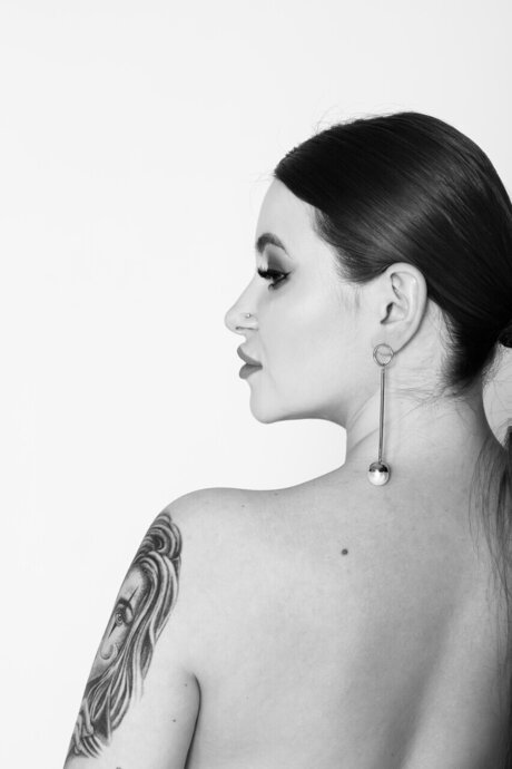 KimMo pretty pornstar img