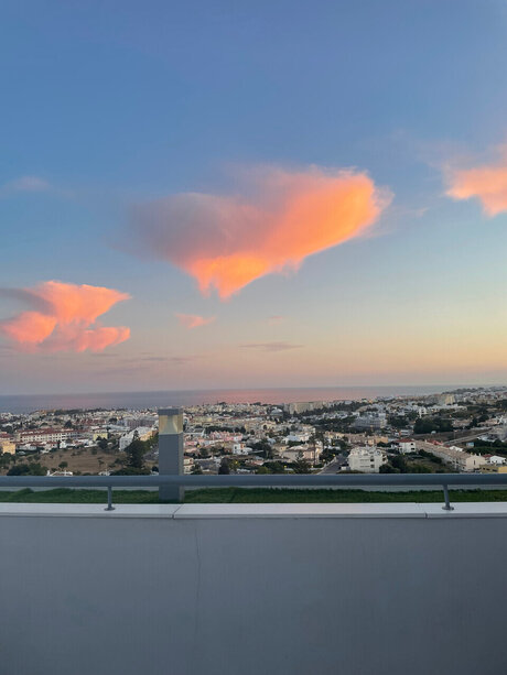 daisy baby naked star img