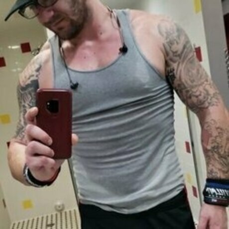 FunNJ Italian pornographic model image