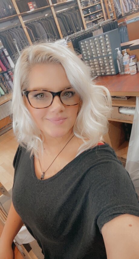 Kelli Pearson nice actress pictures