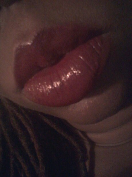 She Speaks Easy pretty pornstar archive