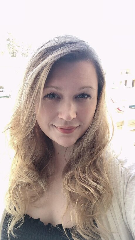 SuprCharlie nudes model picture