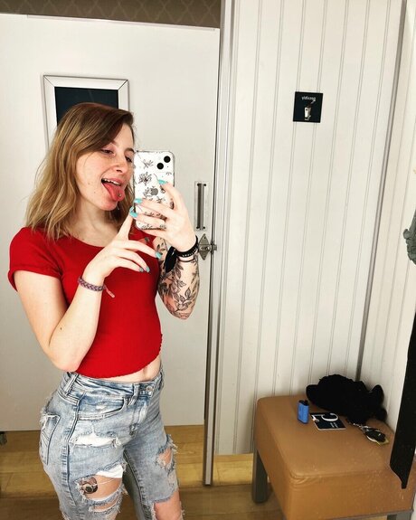 kbhabie model sexy image