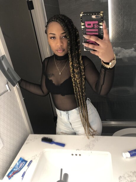 Kier Nichole pretty model pictures