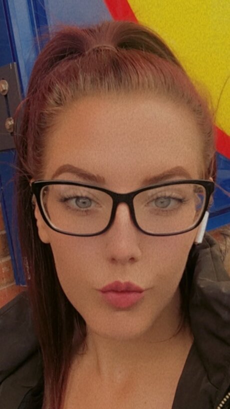 Shannon Horan pornstar xxx image