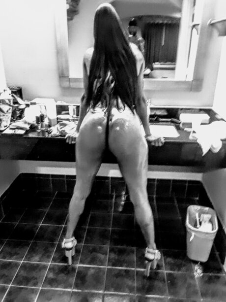 Lewd313 free model images