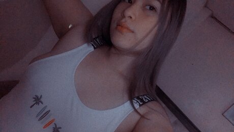 Michelle M model img