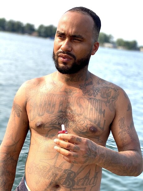 Thabluprint model adult pics