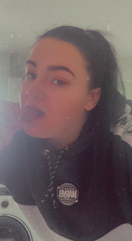 Kazza pornographic actress galleries